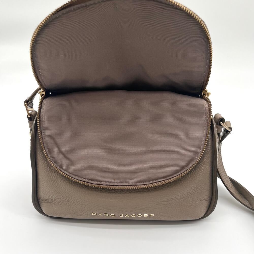 MARC JACOBS The Groove Leather Crossbody Bag, SOLD OUT EDITION, Taupe - Picture 7 of 11